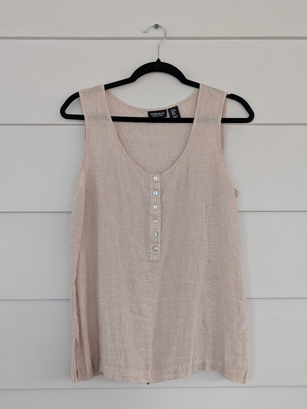 Jones & Co Women's Sleeveless Linen Top, M